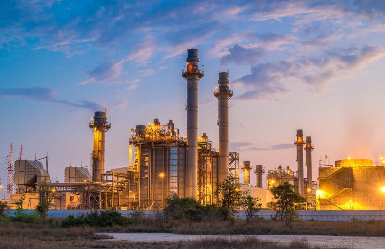 Gas turbine electrical energy and utility station